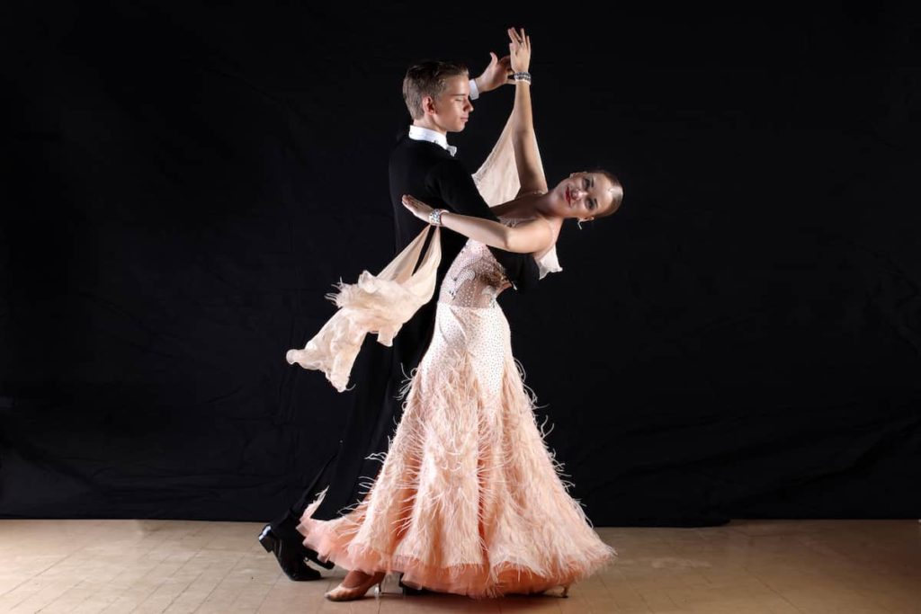 The Ultimate Guide to Ballroom Dancing Shoes